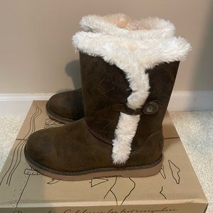 Makalu brown boots